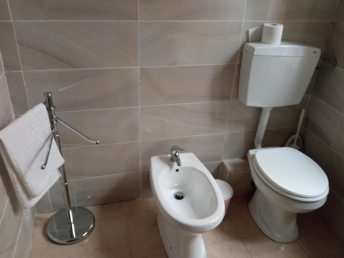 Zu' Nicola Apartment ปาแลร์โม ภายนอก รูปภาพ